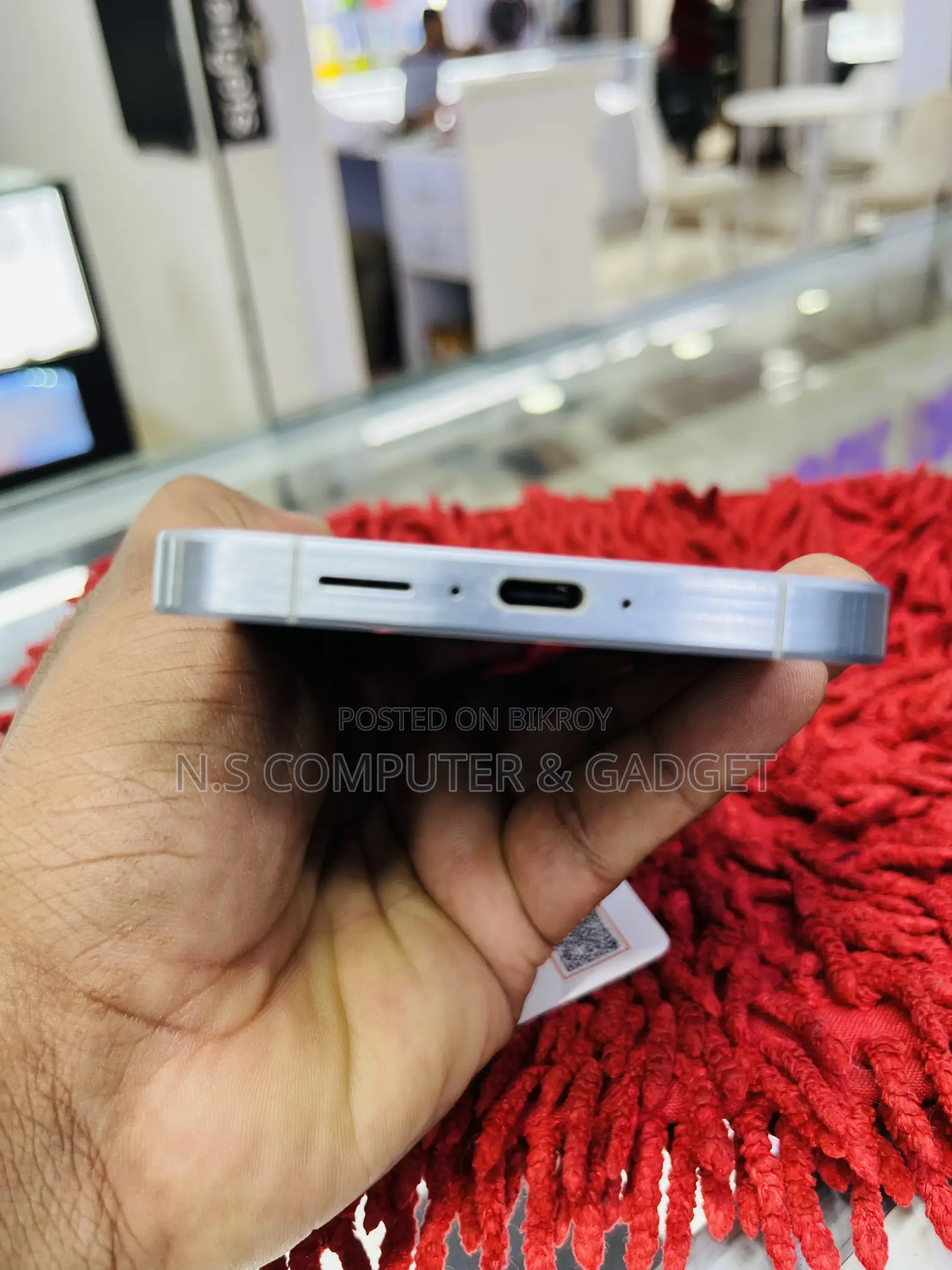 স্যামসাং গ্যালাক্সি এ৫৫ ২৫৬ জিবি সাদা
