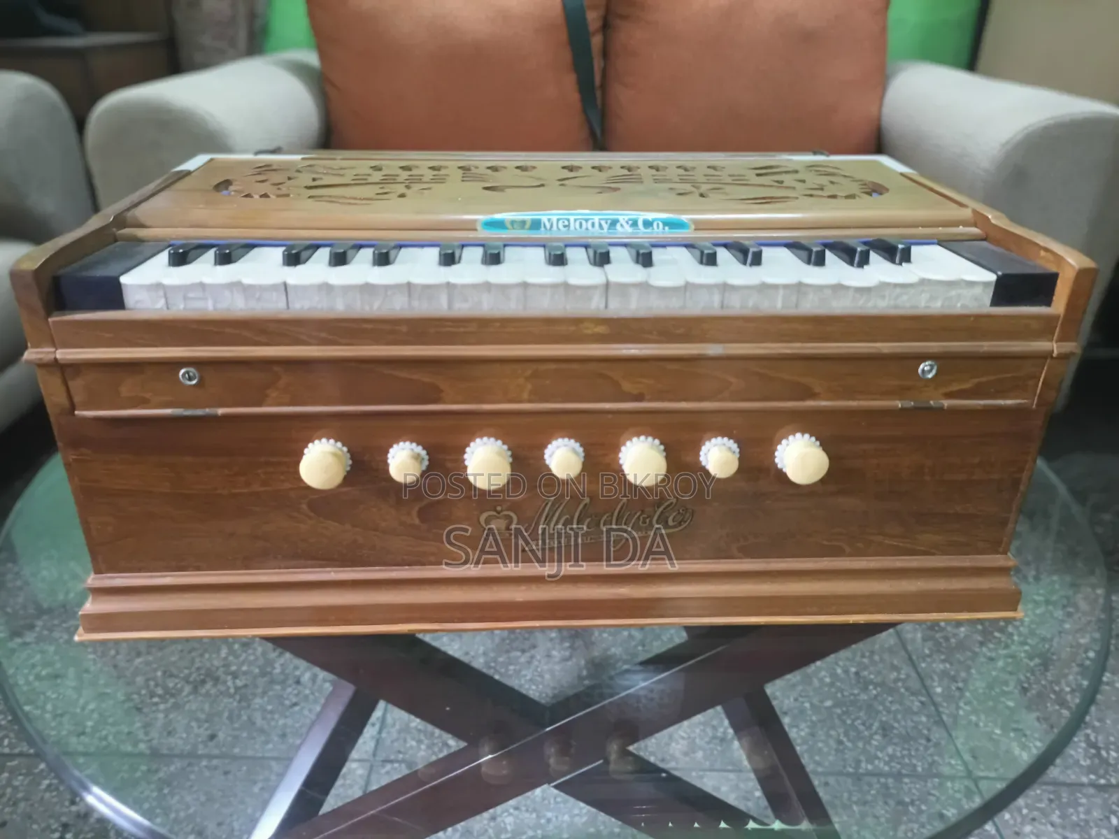 উডেন হারমোনিয়াম