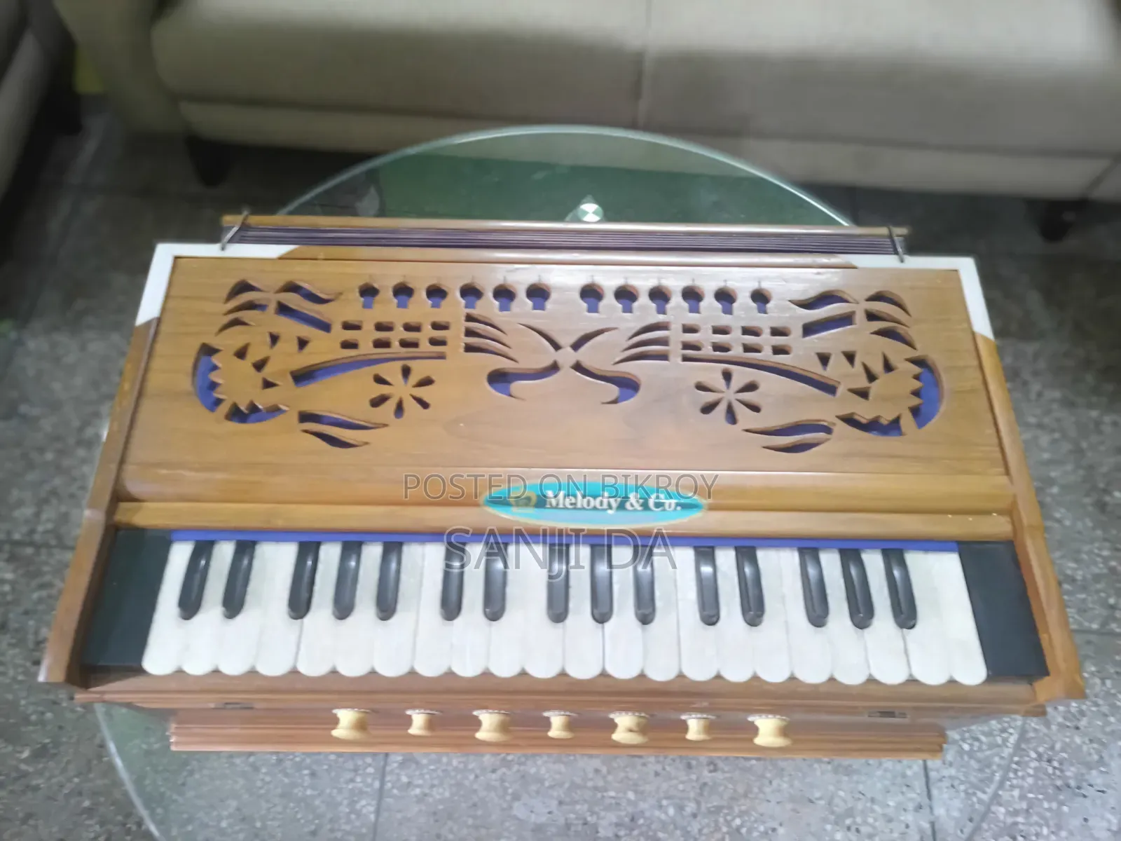 উডেন হারমোনিয়াম
