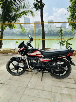 Hero HF Deluxe 2022 Black