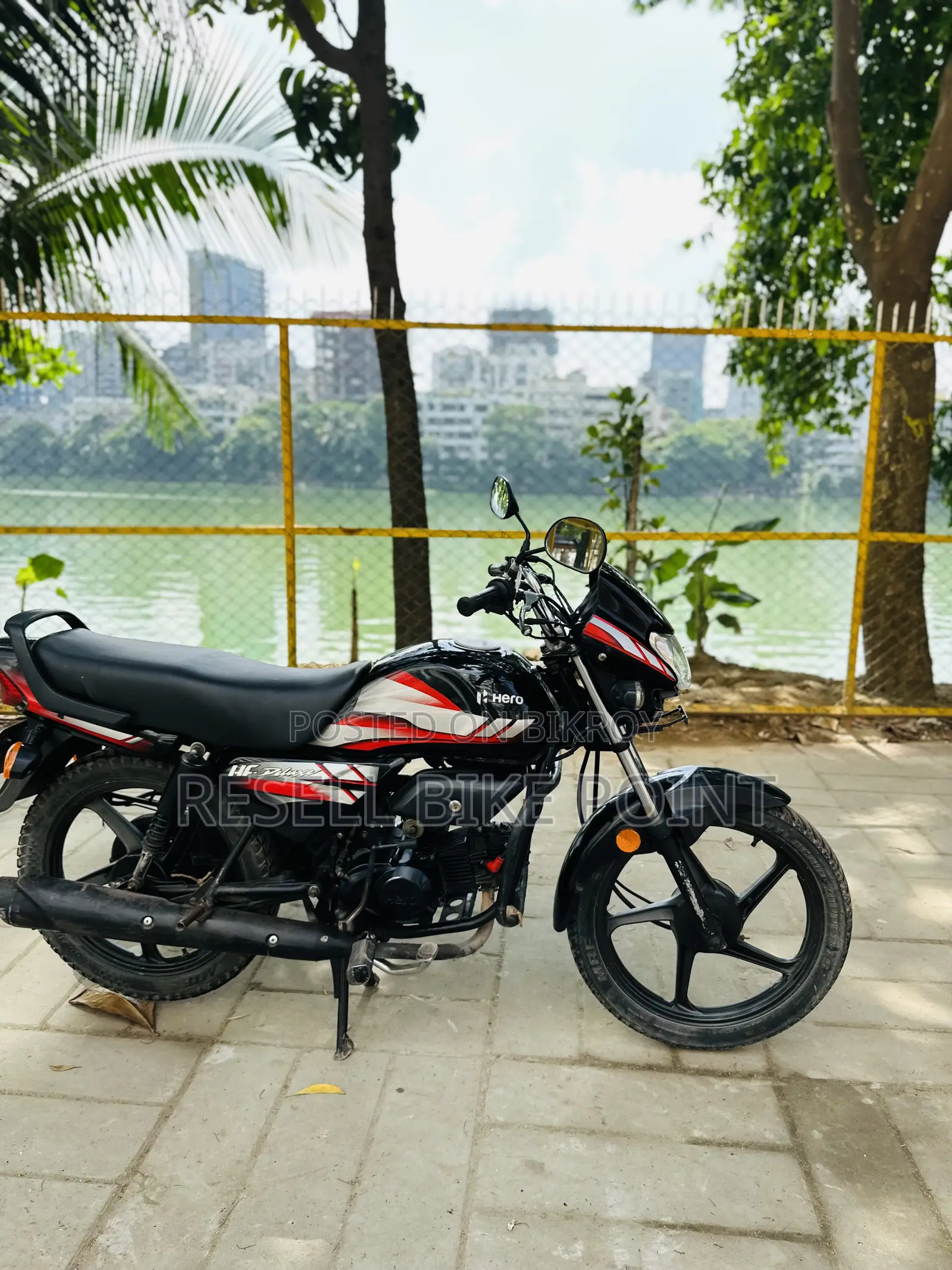 Hero HF Deluxe 2022 Black