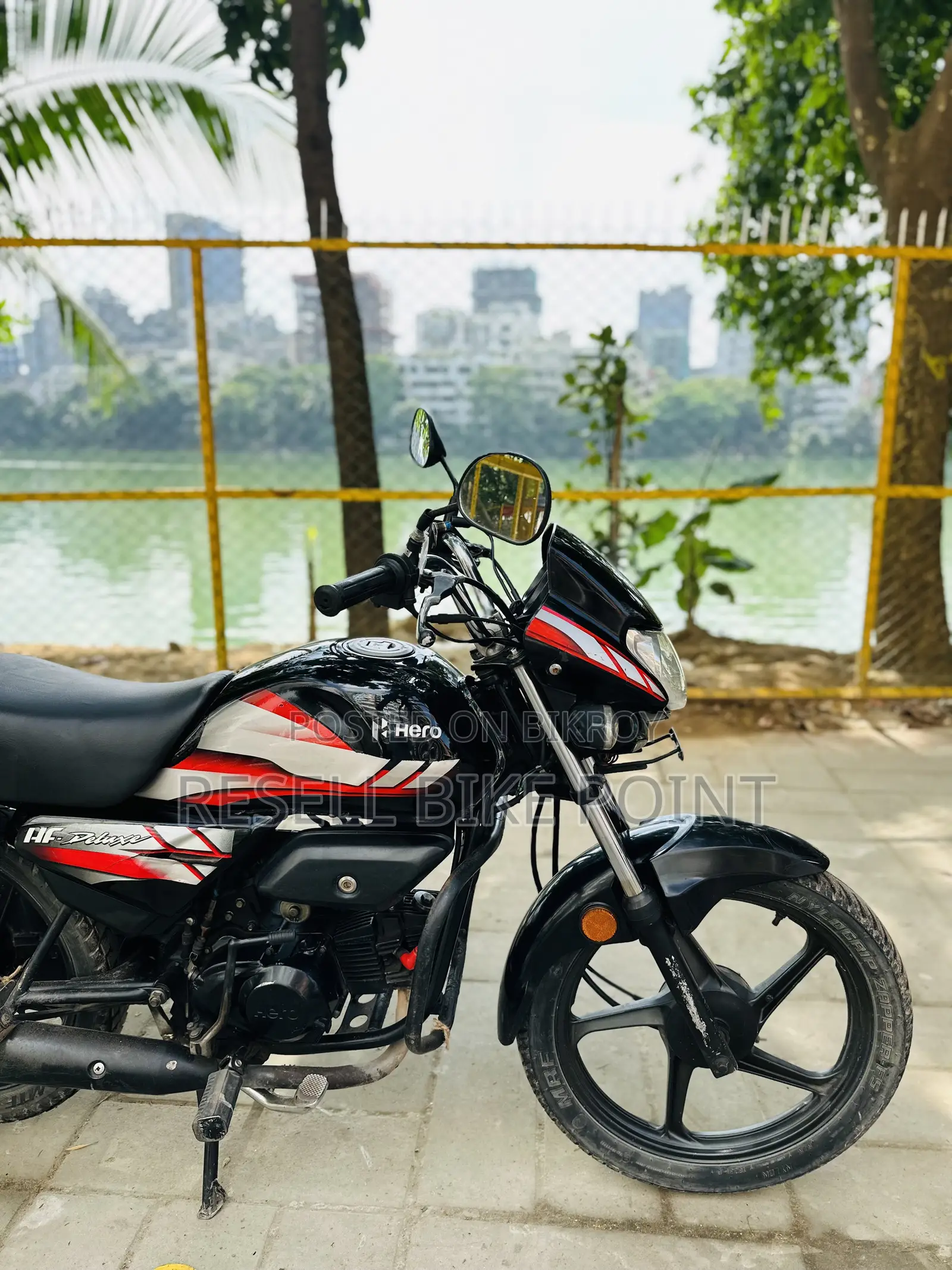 Hero HF Deluxe 2022 Black