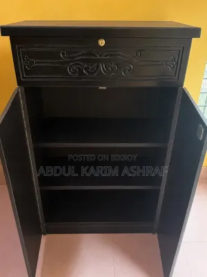 Wardrobe/Almirah