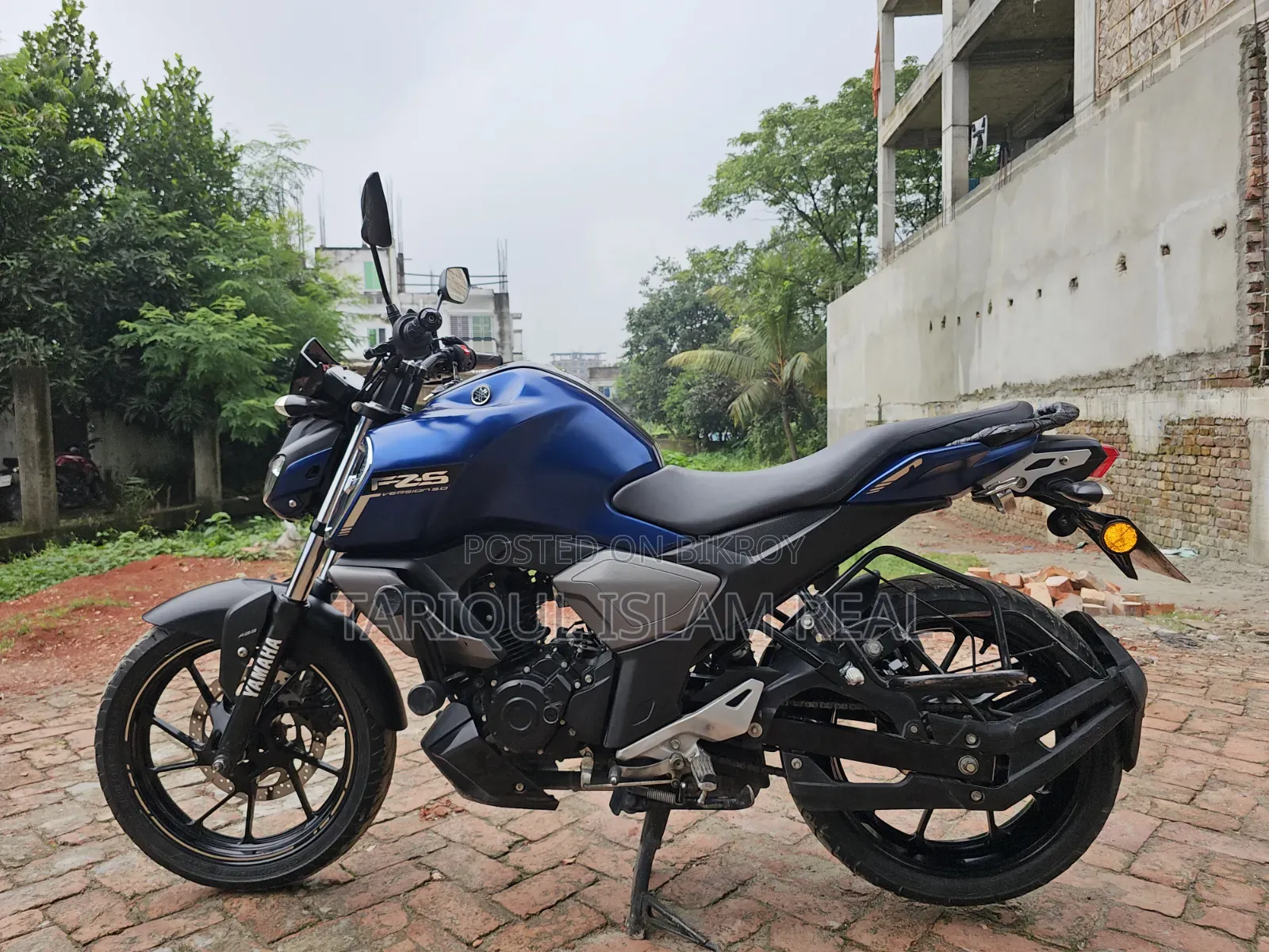 Yamaha R15 V3 2021 Blue