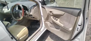Toyota Axio 2010 White