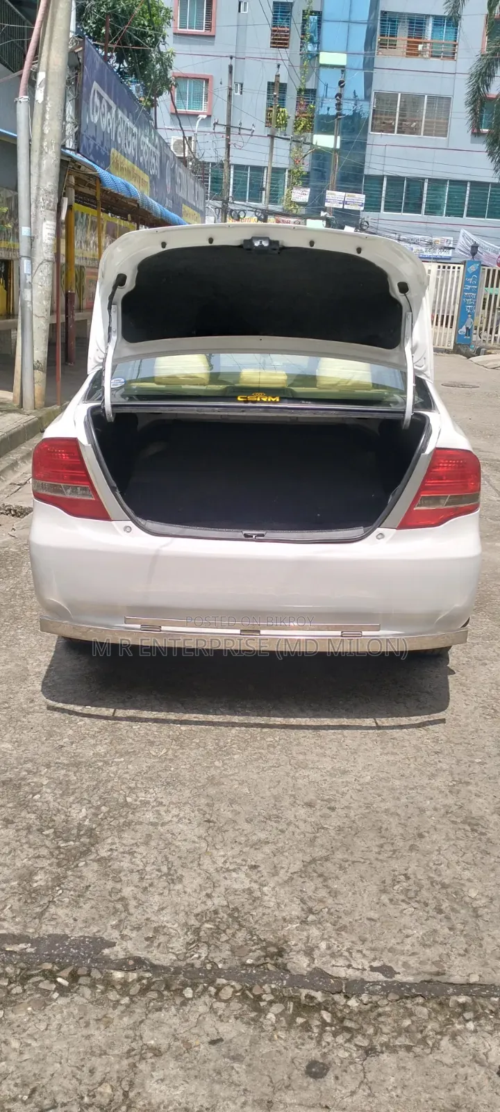 Toyota Axio 2010 White