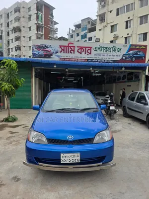 Toyota Platz 2000 Blue