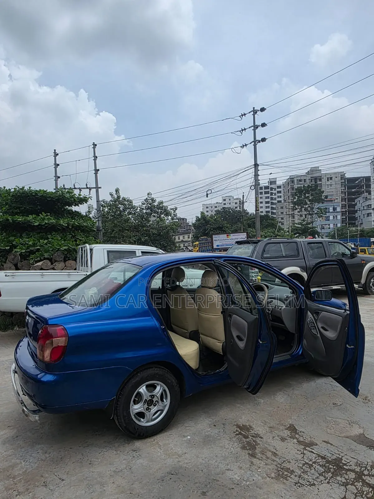 Toyota Platz 2000 Blue
