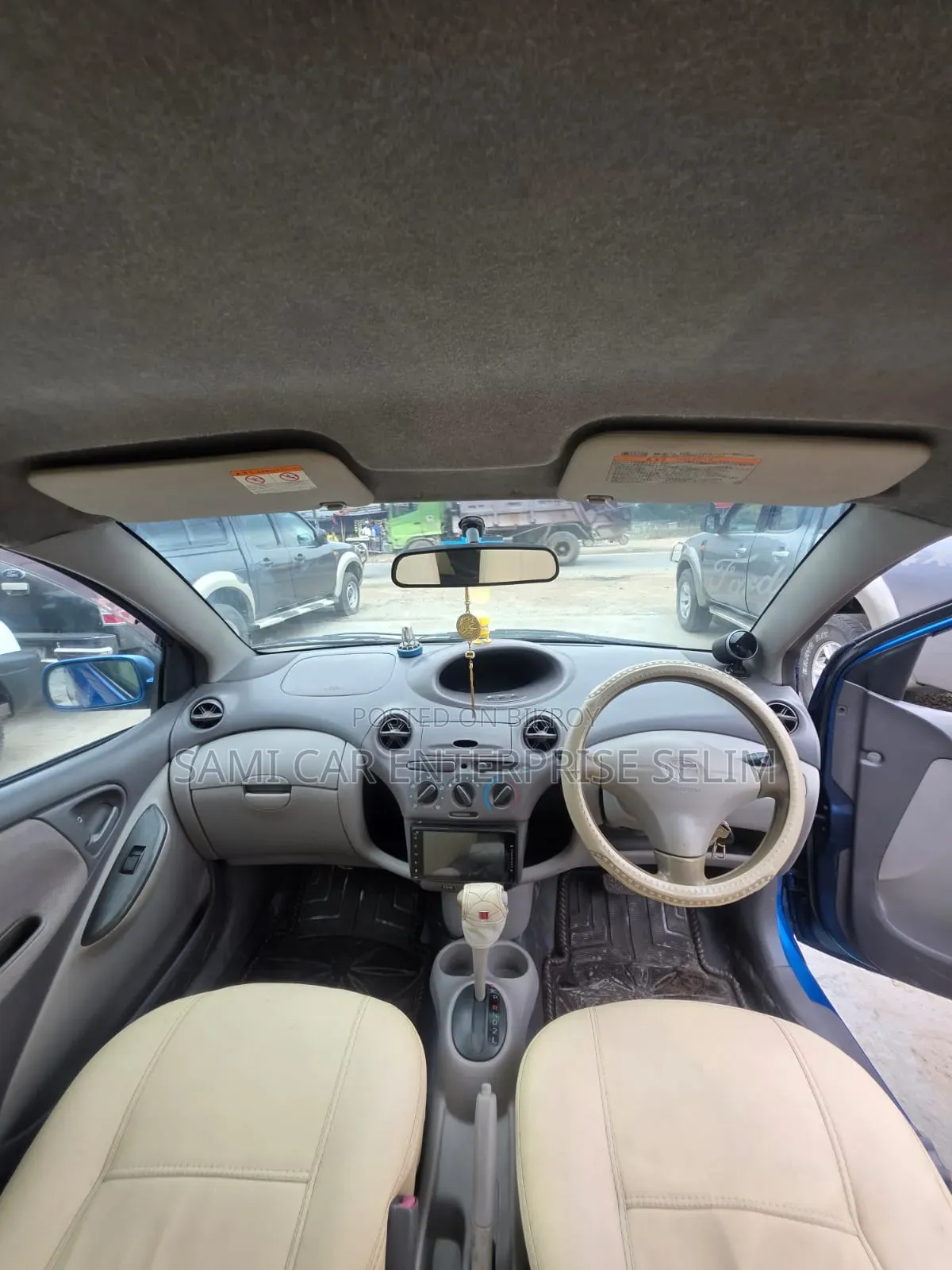 Toyota Platz 2000 Blue