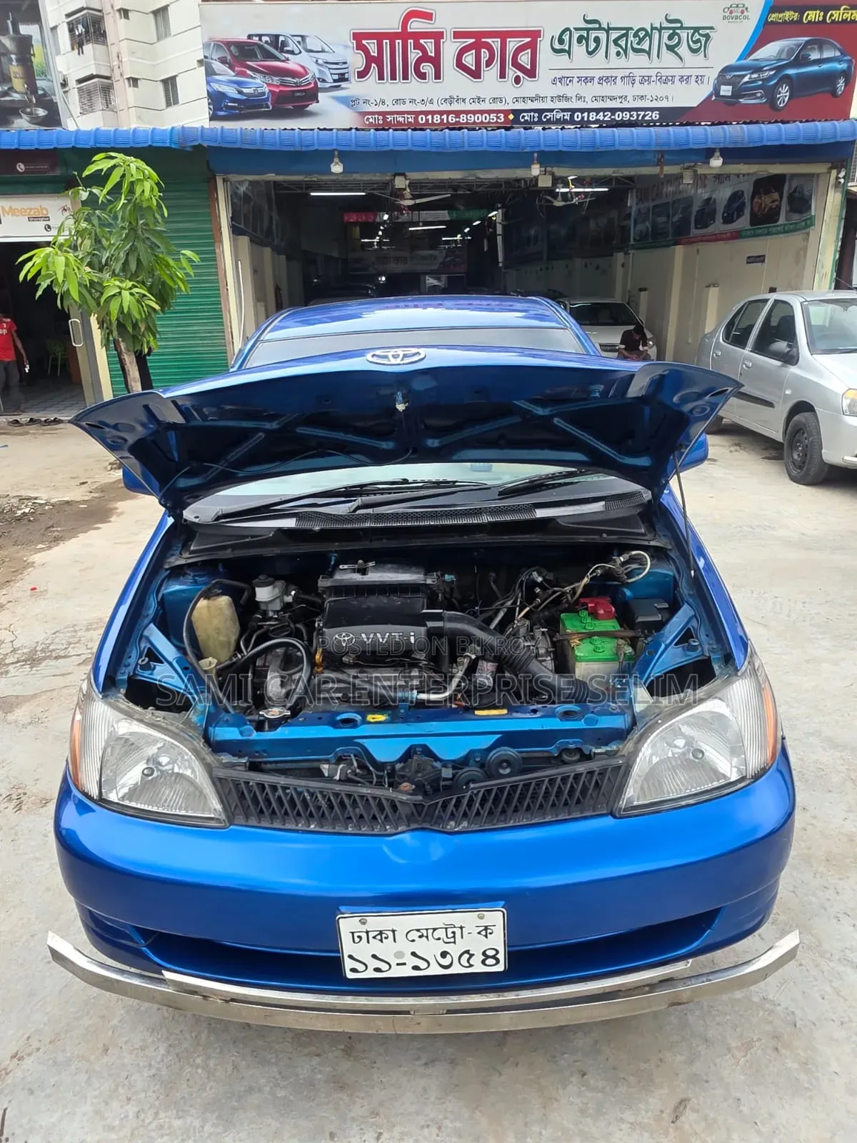 Toyota Platz 2000 Blue