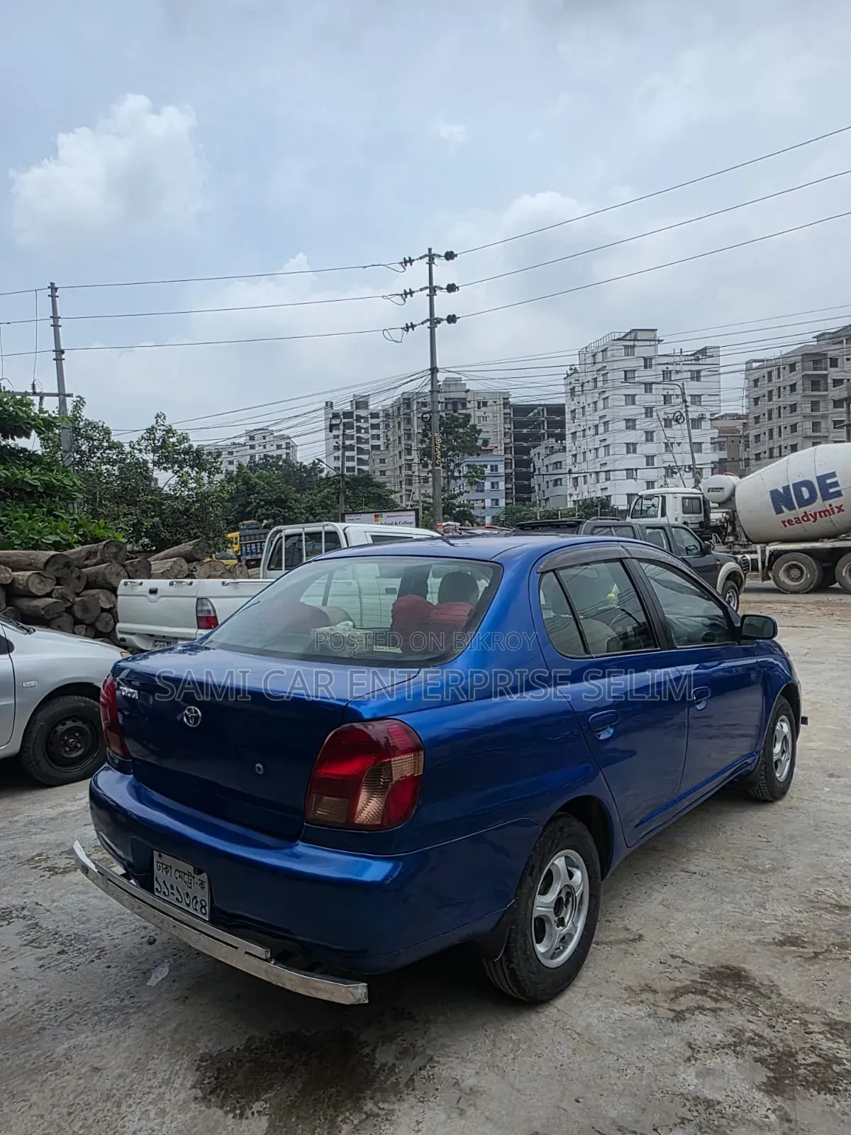 Toyota Platz 2000 Blue