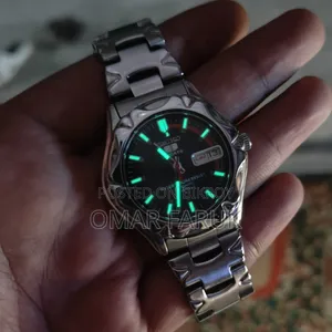 Seiko 5 Sports
Automatic • 23 Jewels • Made in Japan