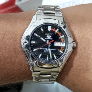 Seiko 5 Sports
Automatic • 23 Jewels • Made in Japan