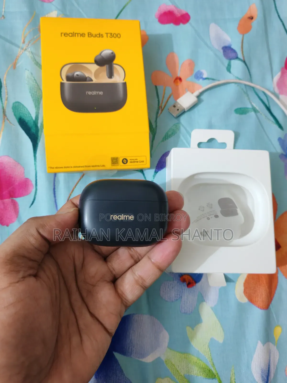 রিয়েলমি বাডস টি৩০০ টিডব্লিউএস