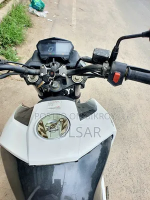 হিরো থ্রিলার ১৬০আর ২০২২ সাদা
