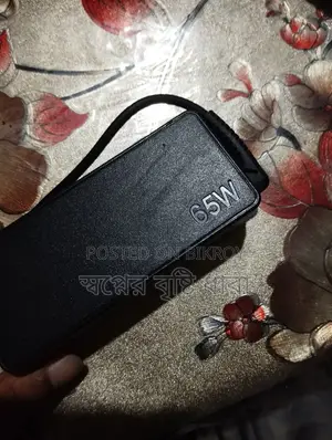 একদম নতুন Lenovo অরিজিনাল 65W Type-C ল্যাপটপ চার্জার বিক্রি হবে।
