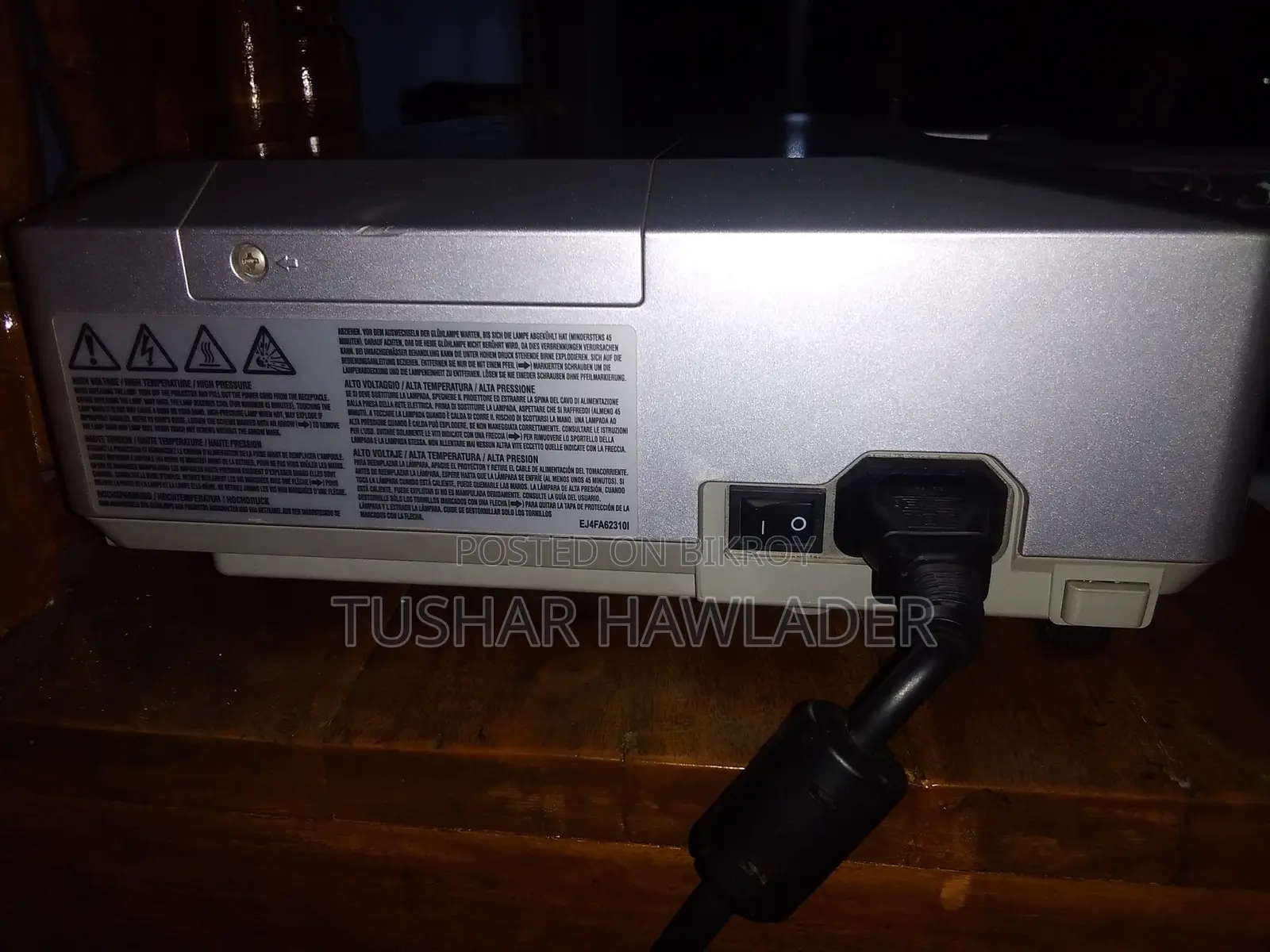 Hitachi Projector