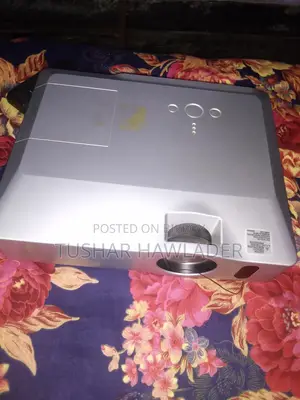 Hitachi Projector