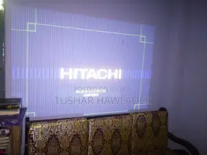 Hitachi Projector