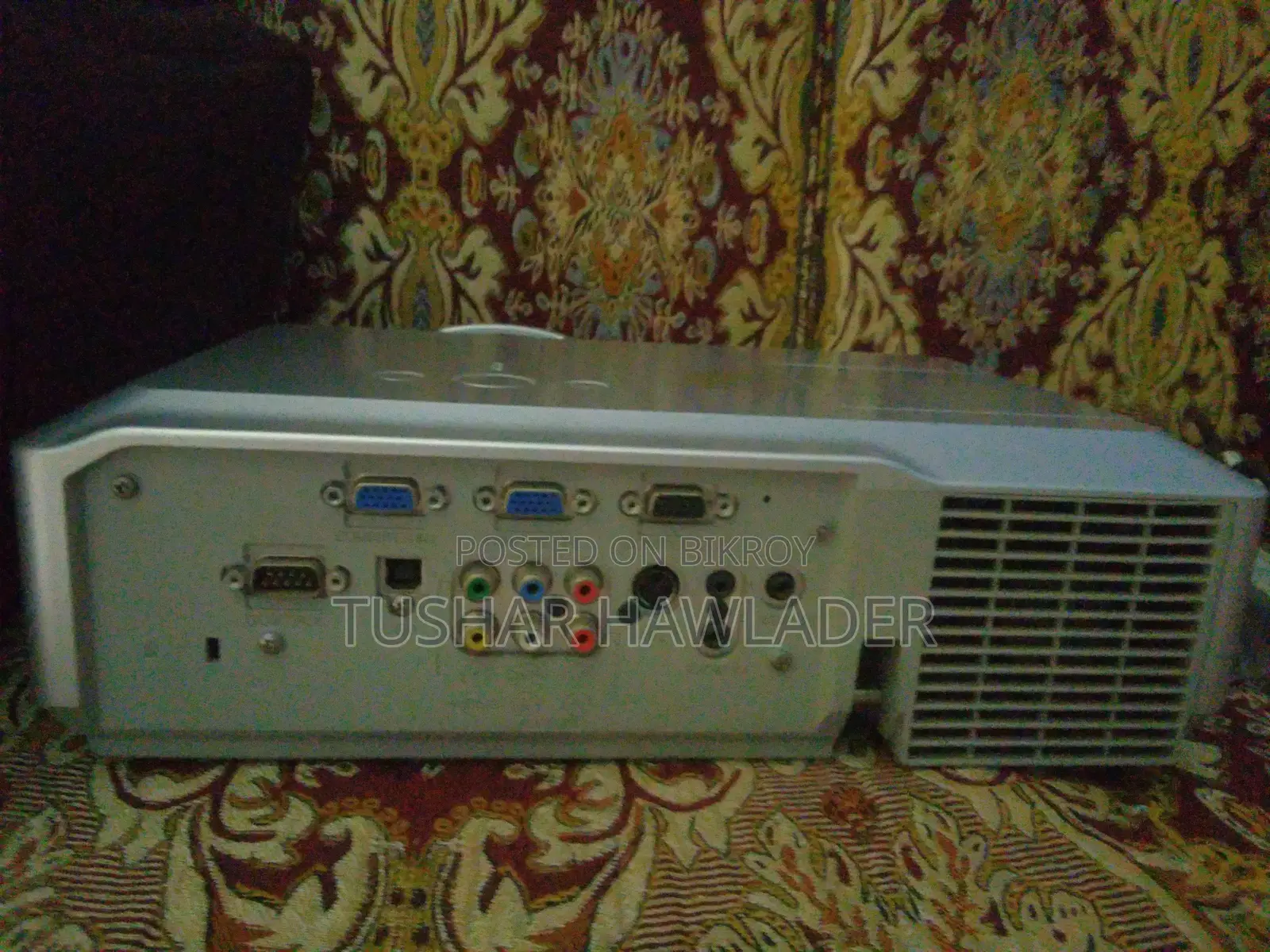 Hitachi Projector