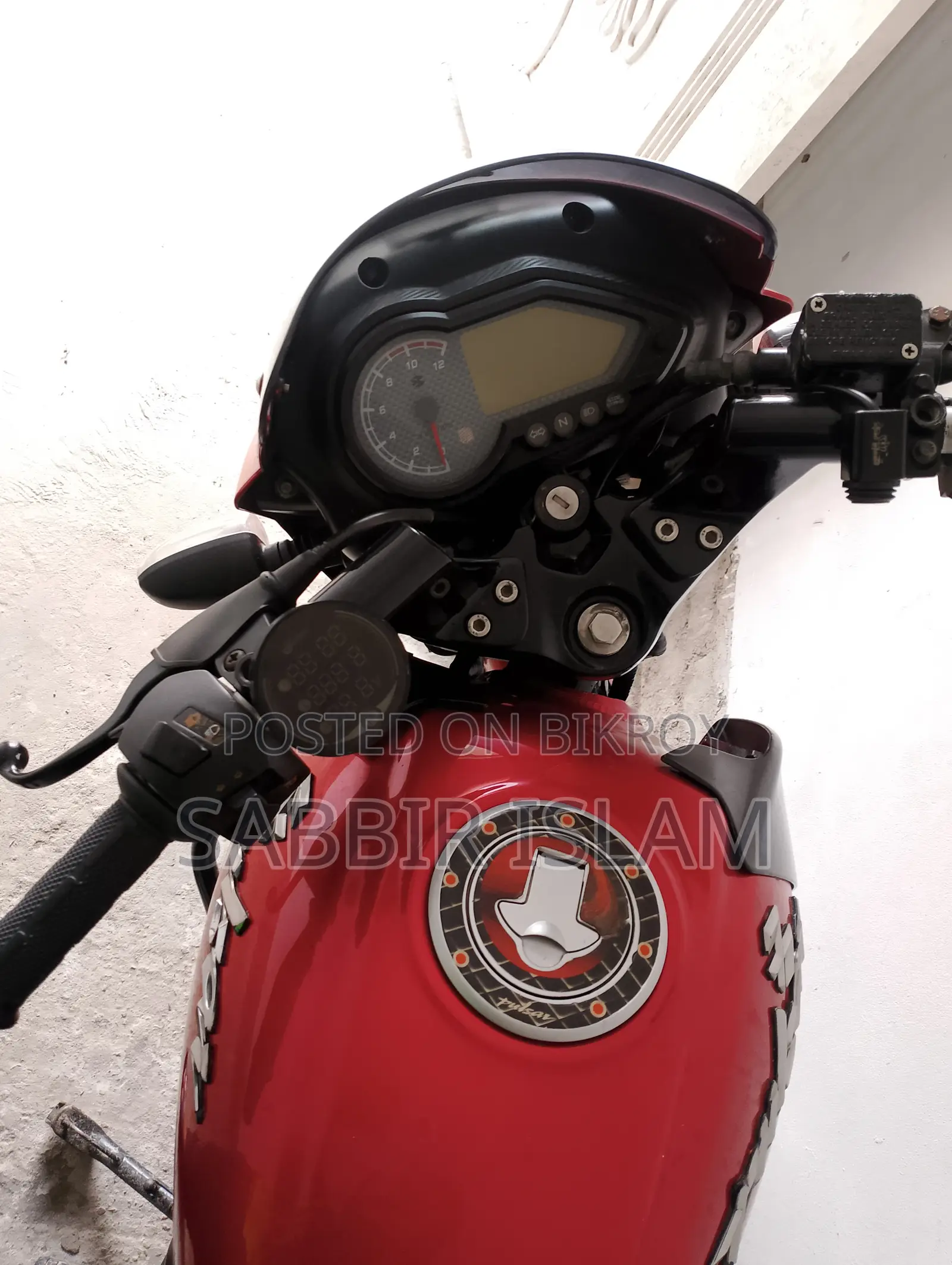Bajaj Pulsar 150 2015 Red