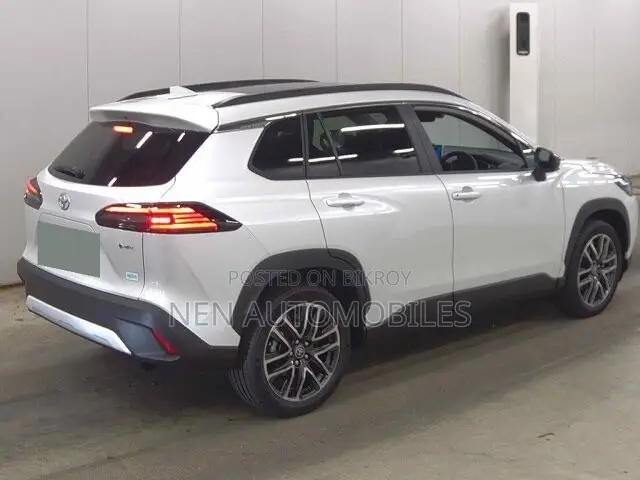 New Toyota Corolla Cross 2025 Pearl
