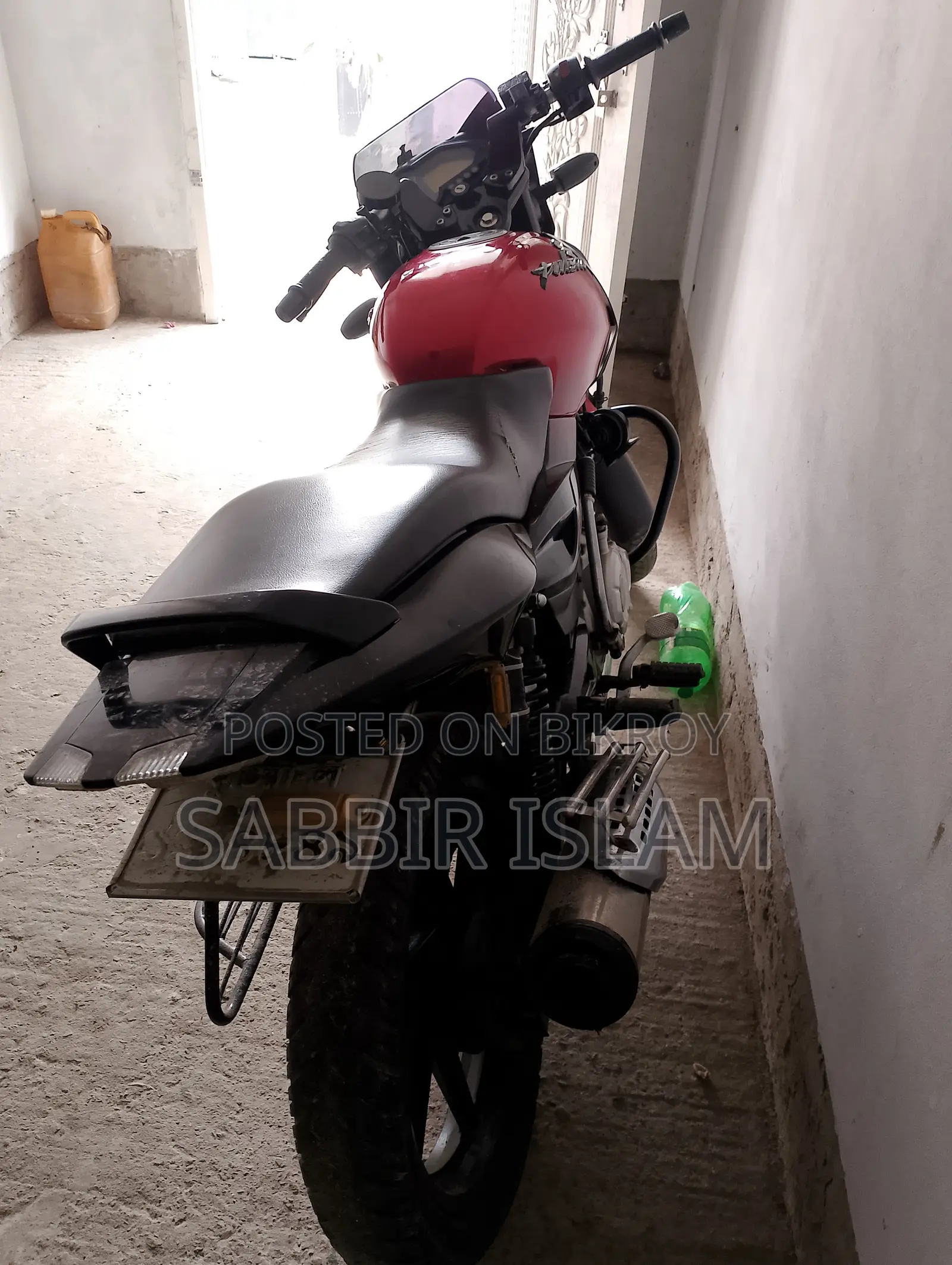 Bajaj Pulsar 150 2015 Red
