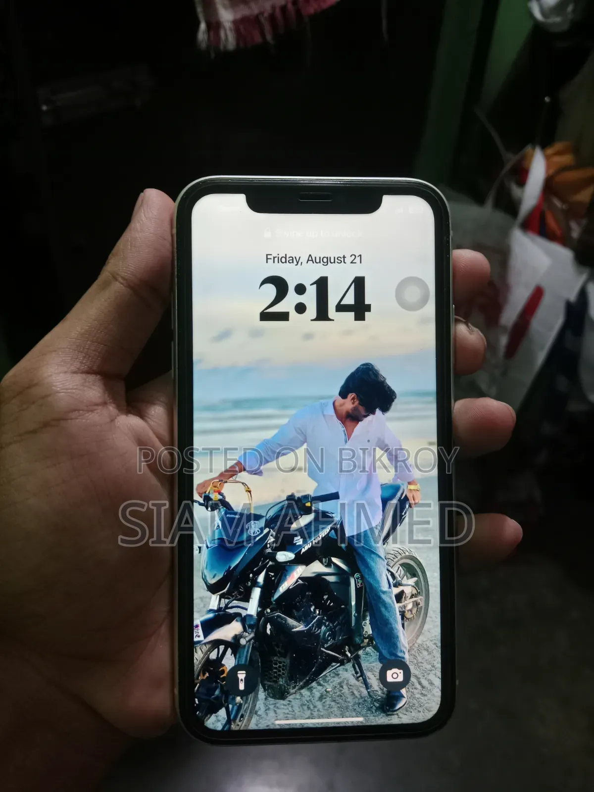 অ্যাপল আইফোন ১১ ১২৮ জিবি হোয়াইট