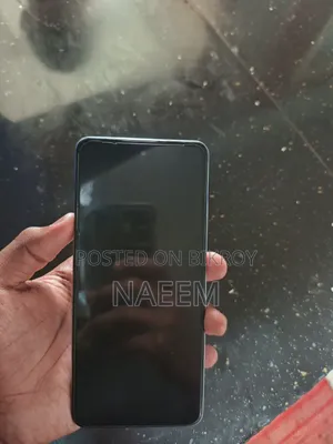 রিয়েলমি ১২ ৫জি ১২৮ জিবি সিলভার