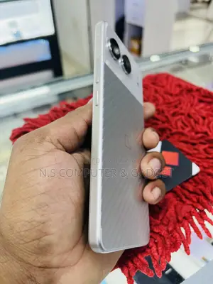 ওয়ানপ্লাস নর্ড ৪ ২৫৬ জিবি সিলভার