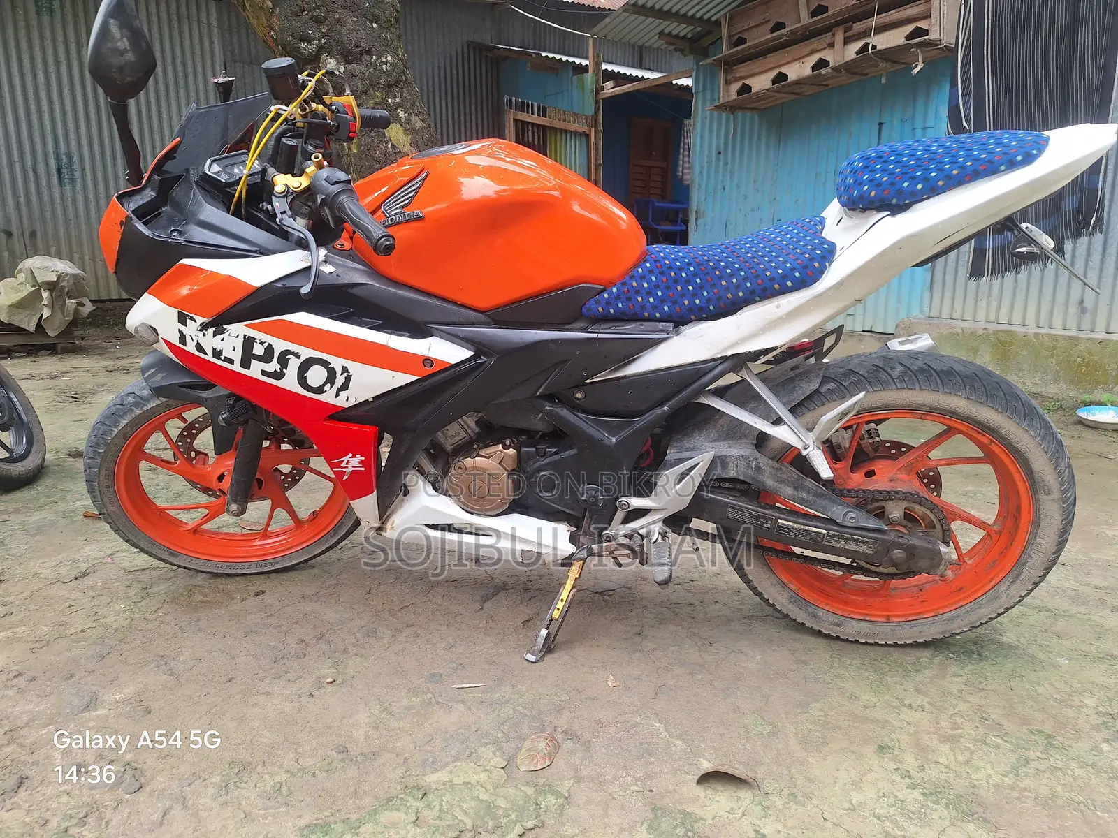 হোন্ডা সিবিআর ২০১৭ অরেঞ্জ