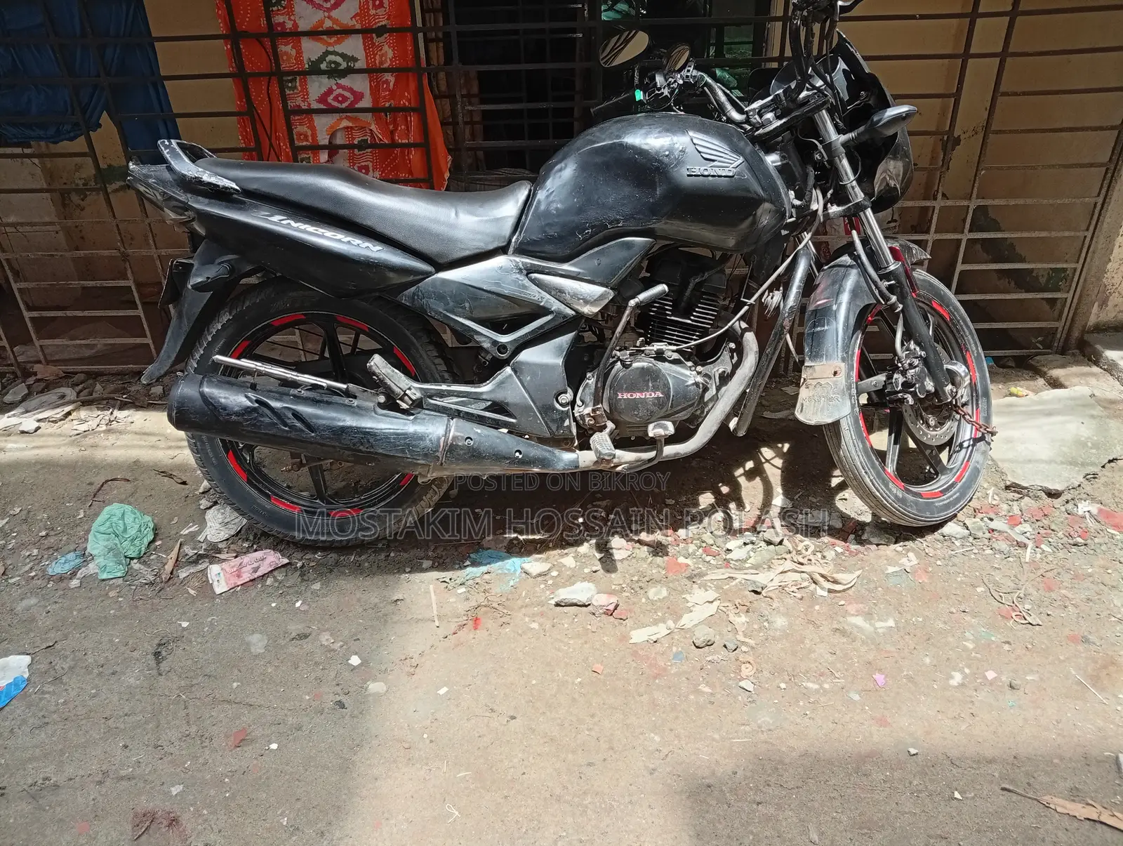 হোন্ডা ইউনিকর্ন ২০০৯ ব্ল্যাক