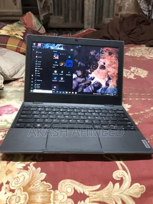 Laptop Lenovo 300e 4GB Intel Core i5 SSHD (Hybrid) 60GB