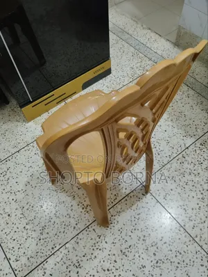 প্লাস্টিক চেয়ার বিক্রি হবে (আর এফ এল)