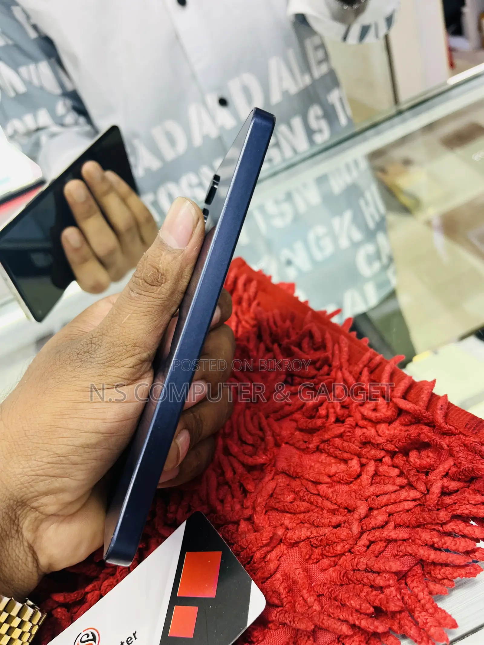 স্যামসাং গ্যালাক্সি এ৩৫ ১২৮ জিবি ব্ল্যাক