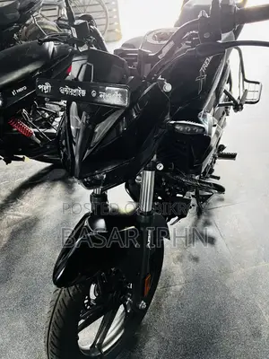 নতুন হিরো এক্সট্রিম ১২৫আর ২০২৬ কালো