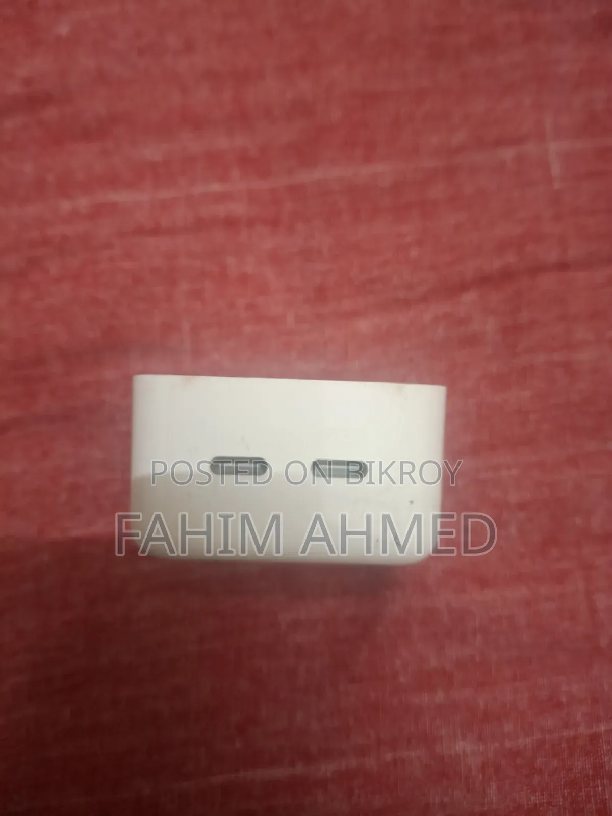 অ্যাপল ডুয়াল ইউএসবি-সি অ্যাডাপ্টার