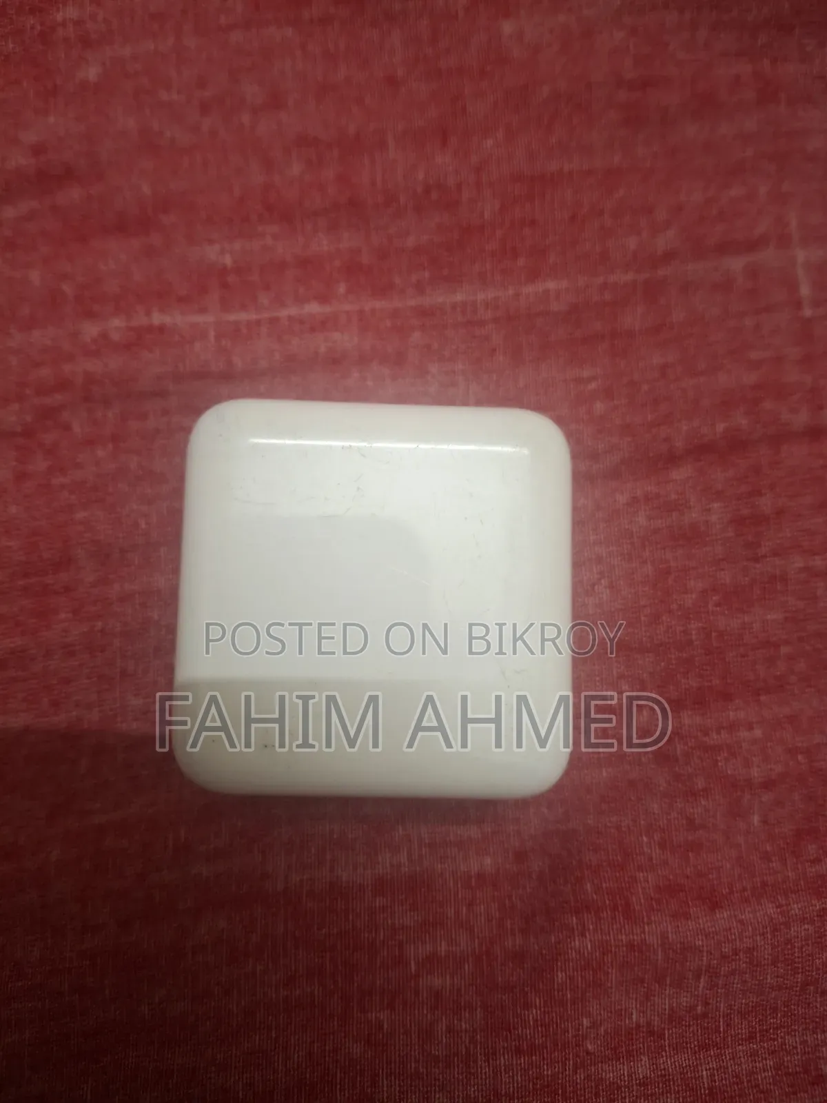 অ্যাপল ডুয়াল ইউএসবি-সি অ্যাডাপ্টার