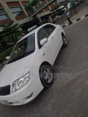Toyota Corolla 2005 White