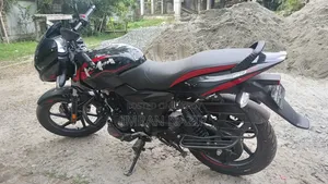 বাজাজ পালসার ১৫০ ২০২৫ কালো