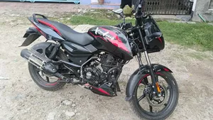 বাজাজ পালসার ১৫০ ২০২৫ কালো