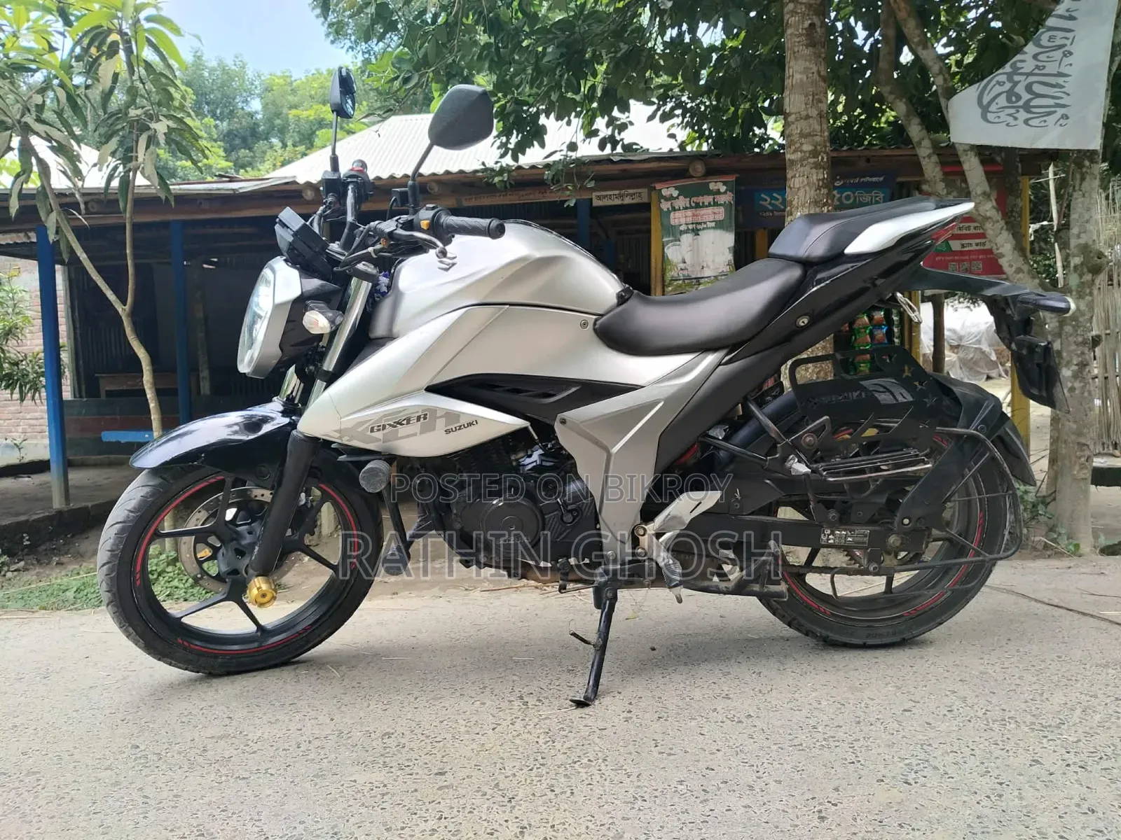 Suzuki Gixxer 2021 Silver