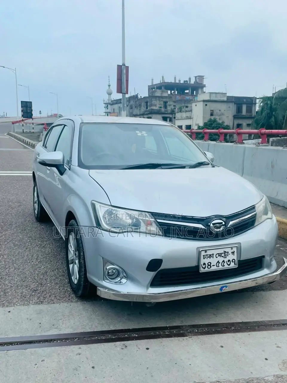 Toyota Axio 2013 Silver