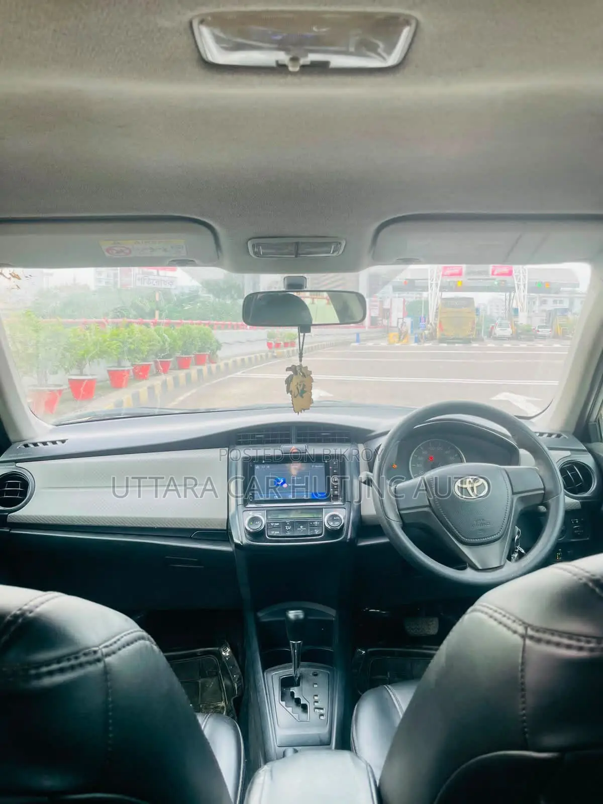 Toyota Axio 2013 Silver
