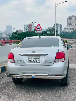 Toyota Axio 2013 Silver