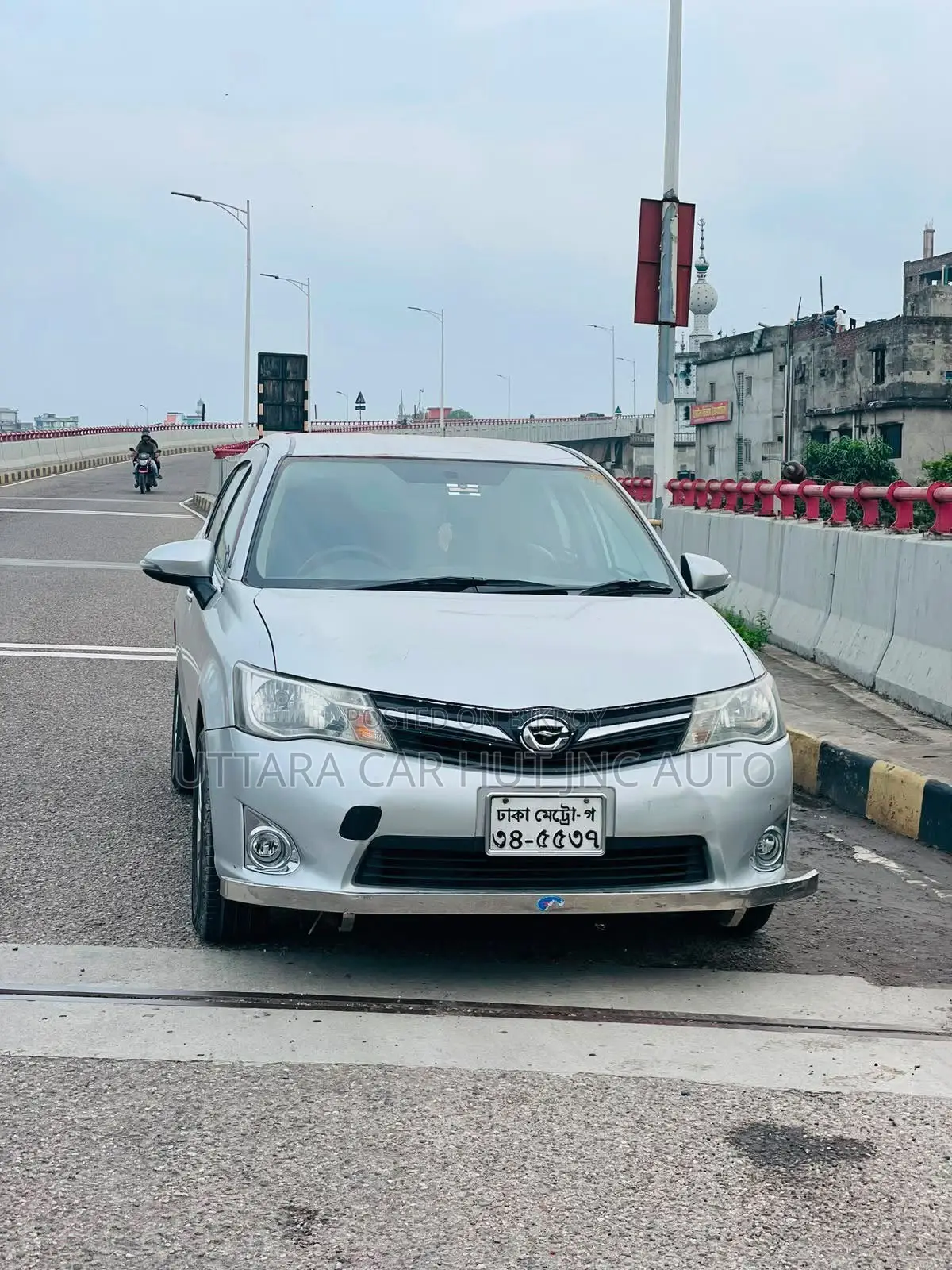 Toyota Axio 2013 Silver