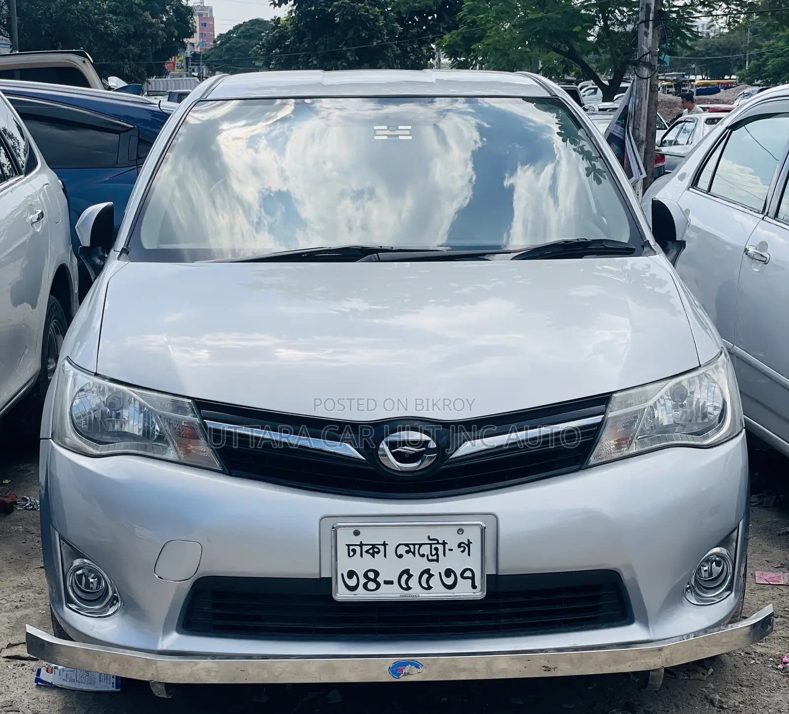 Toyota Axio 2013 Silver