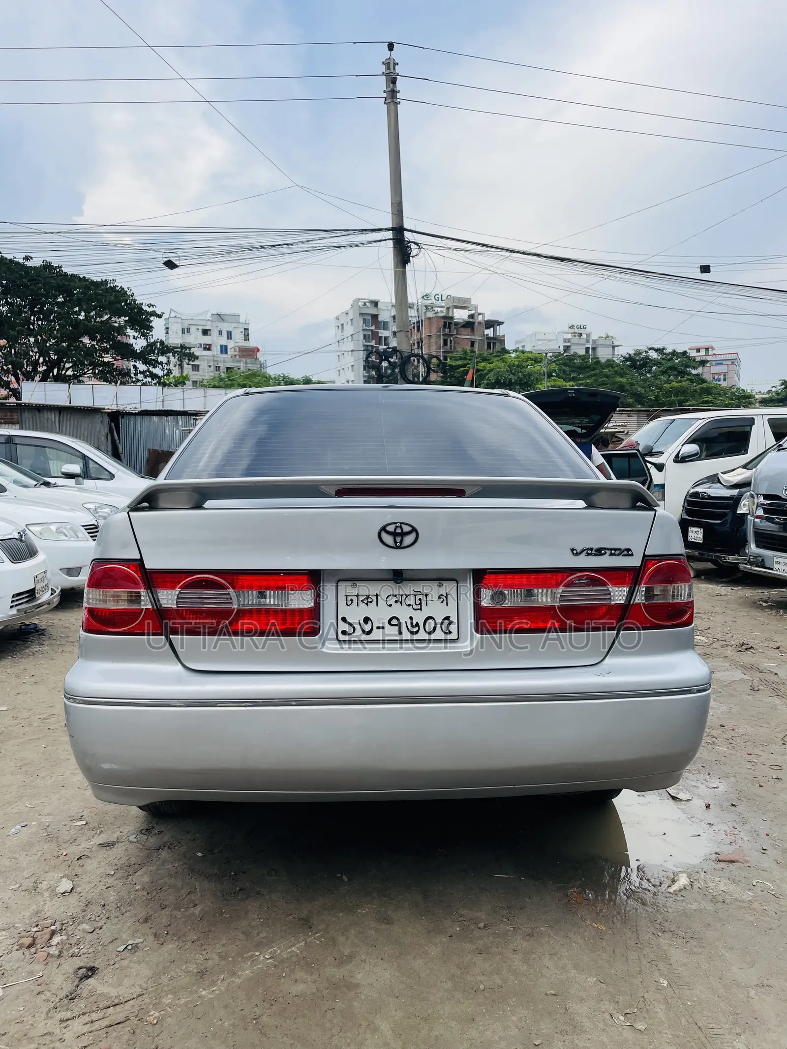 Toyota Vista 1999 Silver