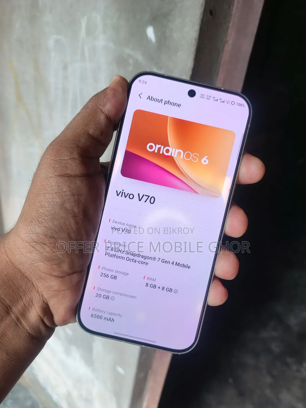 Vivo V70 256 GB Silver