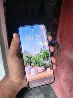 Vivo V70 256 GB Silver